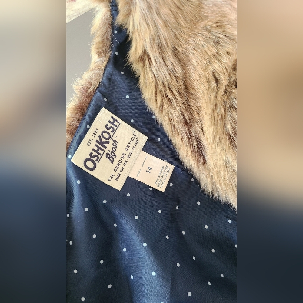 Faux Fur Vest - Picture 4 of 5